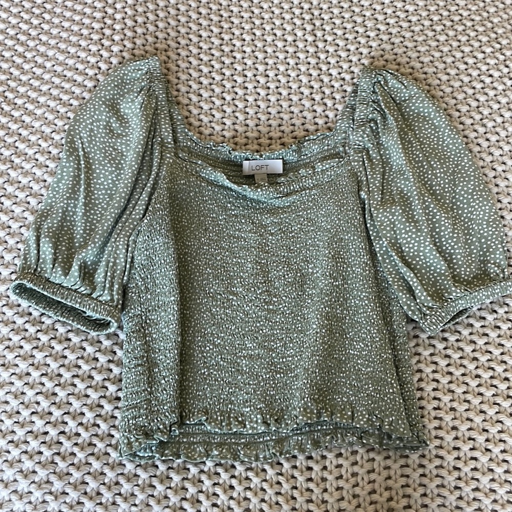 Loft Puff Sleeve green and white polka dot top
